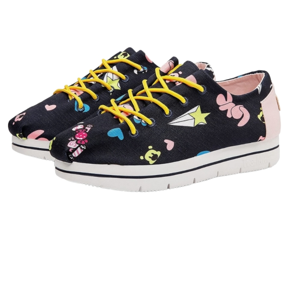 Tt & Mm shoes